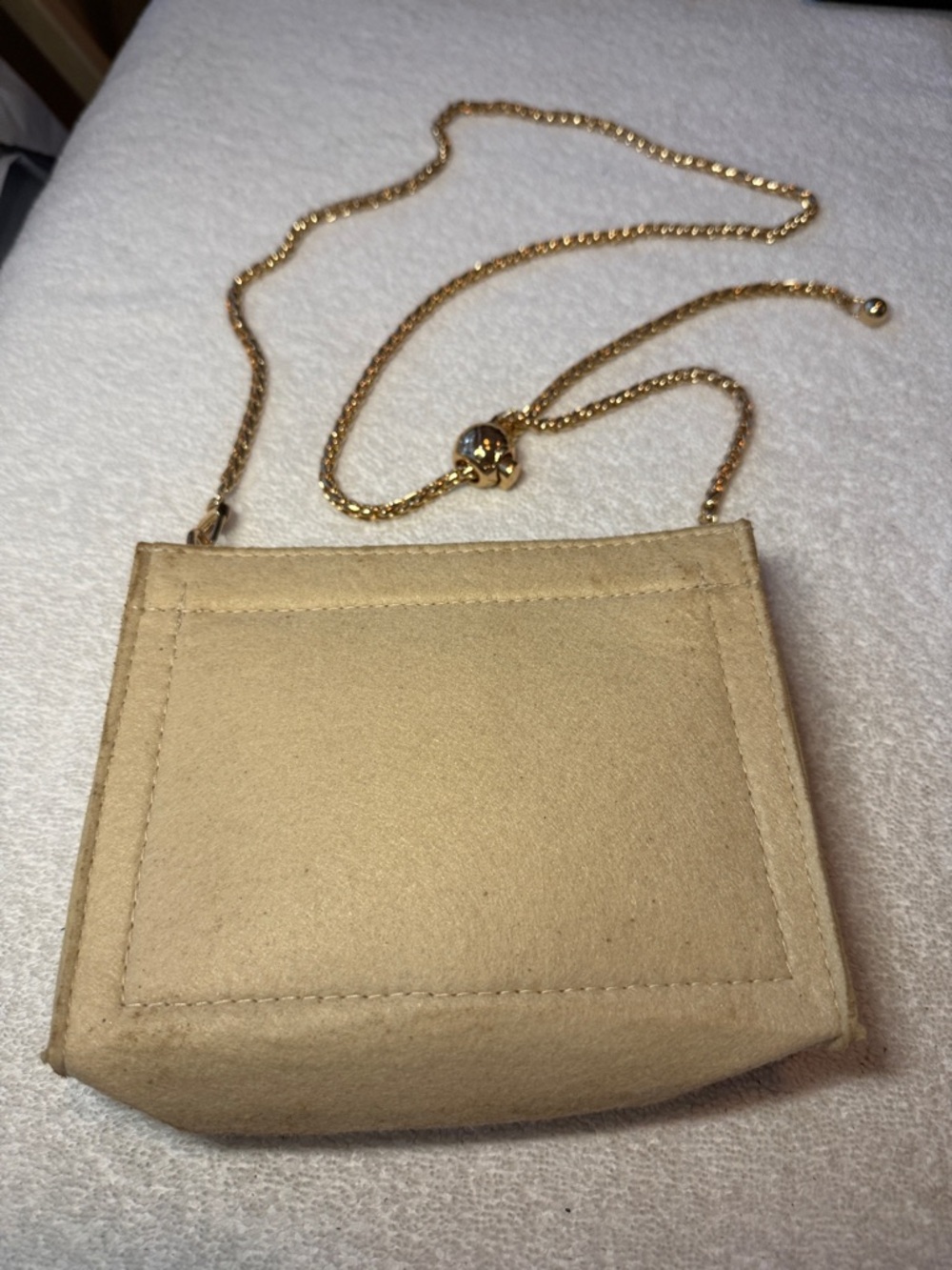 Louis Vuitton Monogram Pochette Toiletry 19 w/crossbody chain and felt insert - Picture 15 of 15
